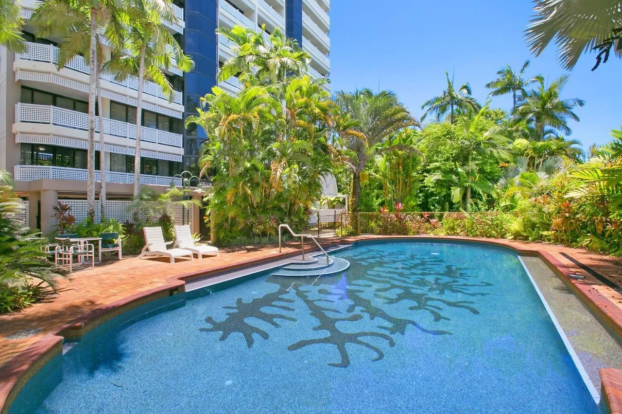 Cairns Luxury Seaview Apartment